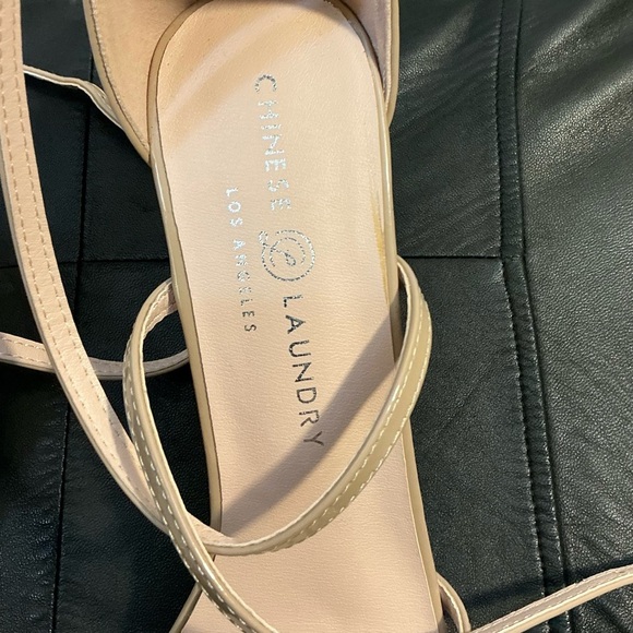 Chinese Laundry Beige Strappy Heels - Square Toe Platform Sandals (size 8.5) - Picture 2 of 13